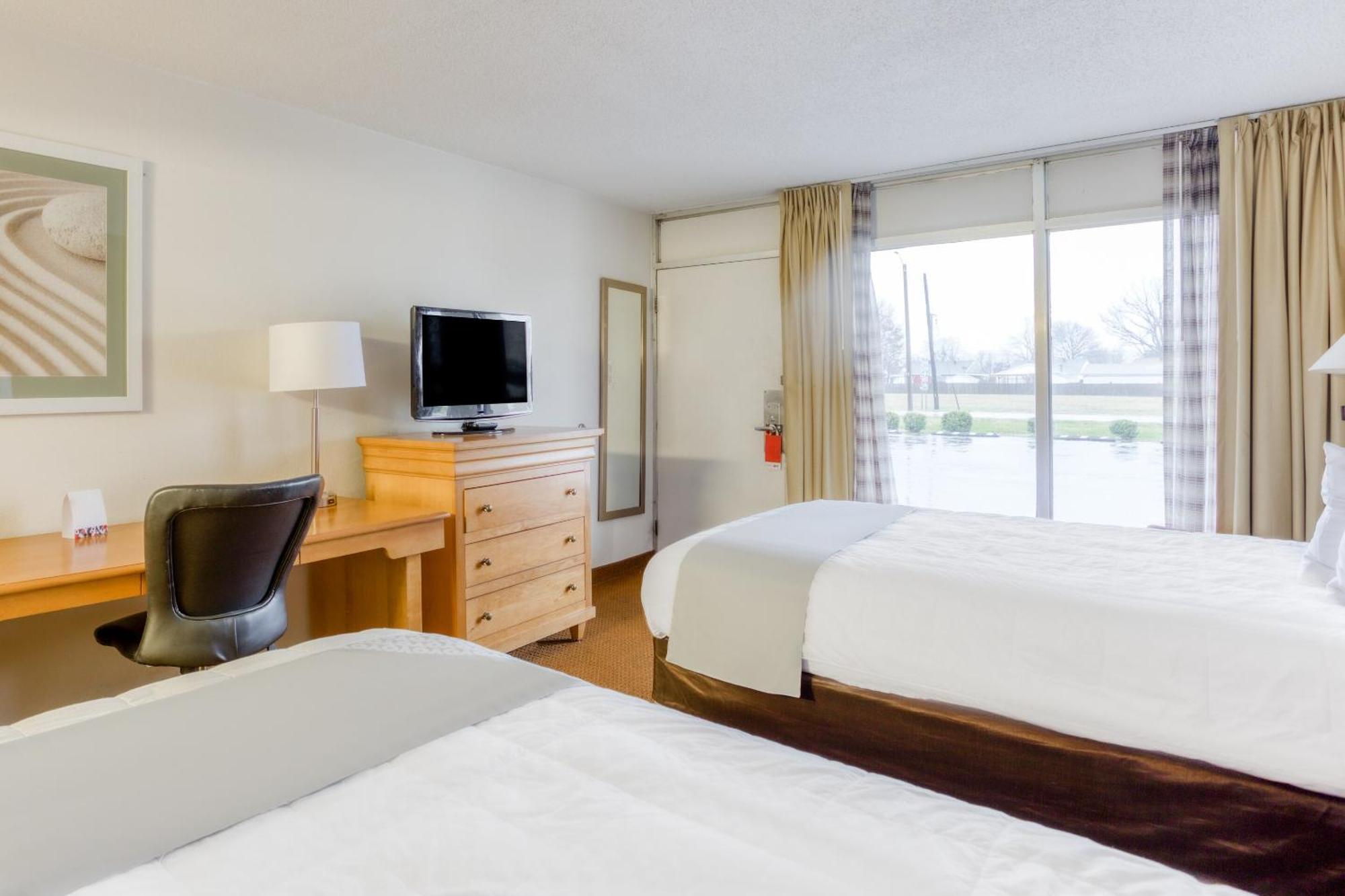 Oyo Townhouse Owensboro West Hotell Exteriör bild