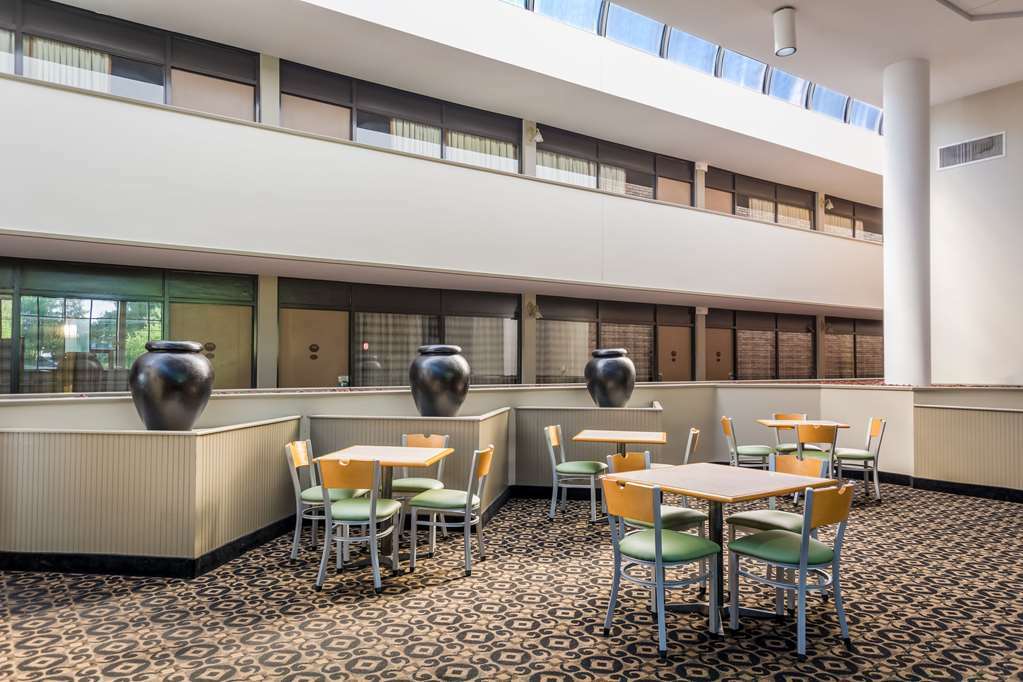 Oyo Townhouse Owensboro West Hotell Restaurang bild